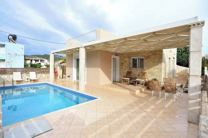 Villa für 6 Personen, mit Garten und Balkon sowie Pool, mit Haustier - 1