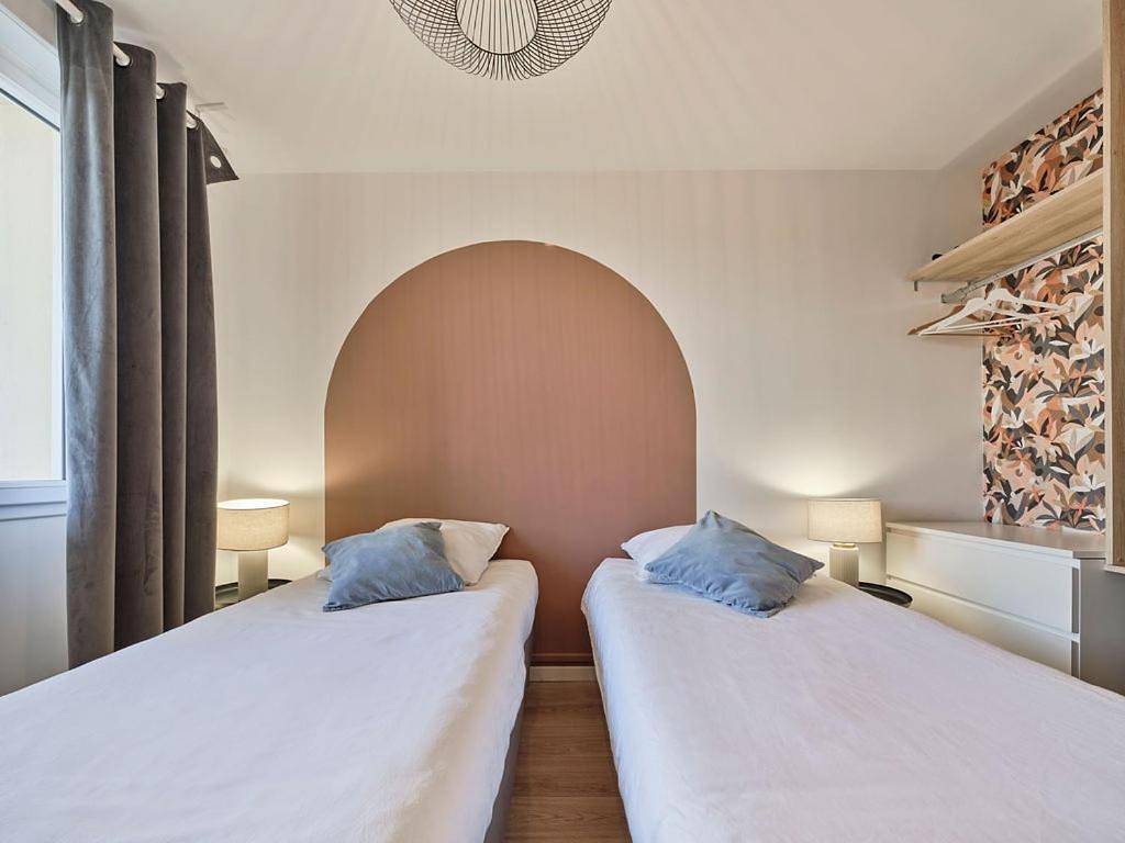 Deluxe Double Room in Troyes, Aube