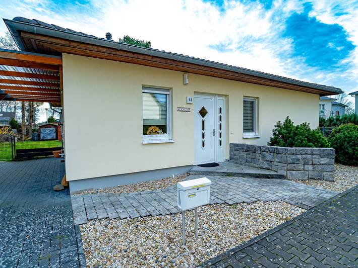 Chalet für 6 Personen, mit Garten und Terrasse sowie Sauna in Brandenburg - 3