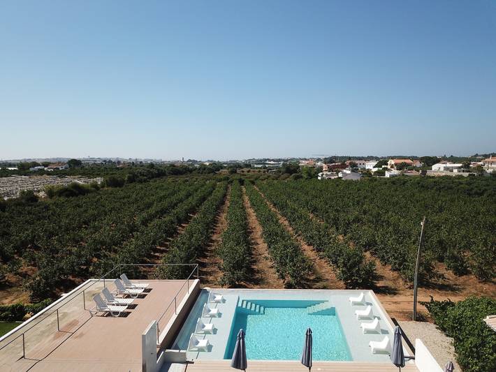 Studio pour 3 personnes, avec terrasse et piscine
