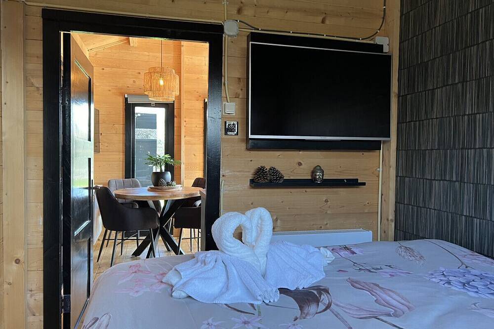 New - Private Cabin - on a lake near Amsterdam in Vinkeveen, Groene Hart