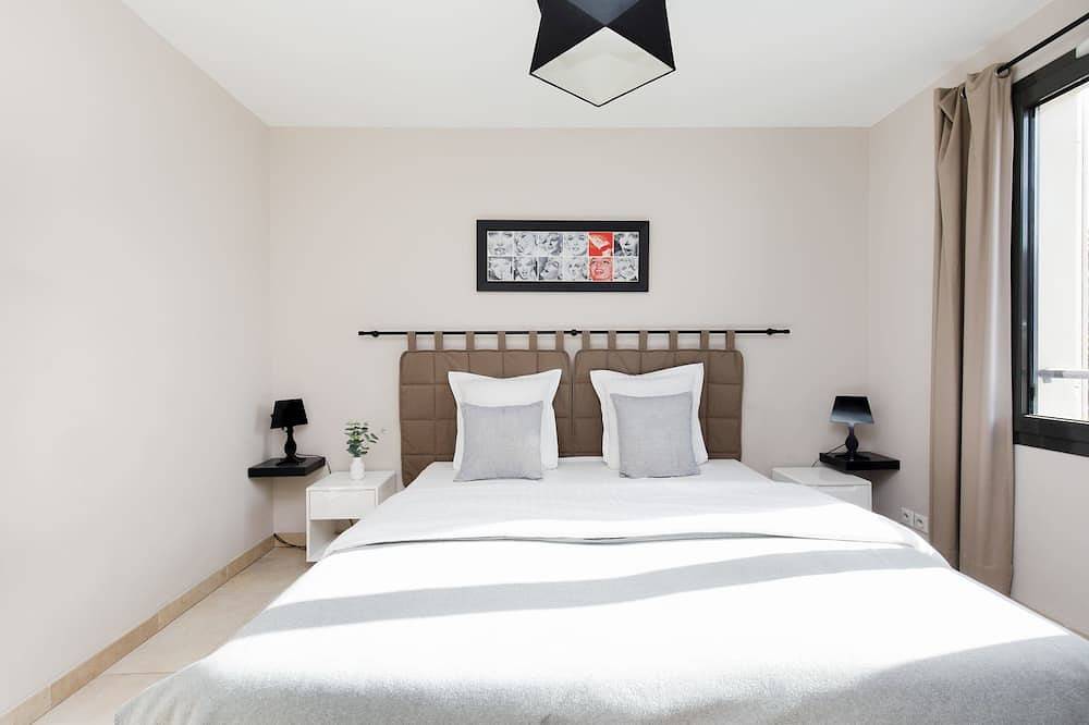 Ganze Wohnung, 3 bedrooms:  200m from Croisette in Cannes, Mittelmeerküste (Frankreich)