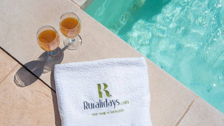 Casa rural para 4 personas, con balcón/terraza y piscina en Torrox - 3