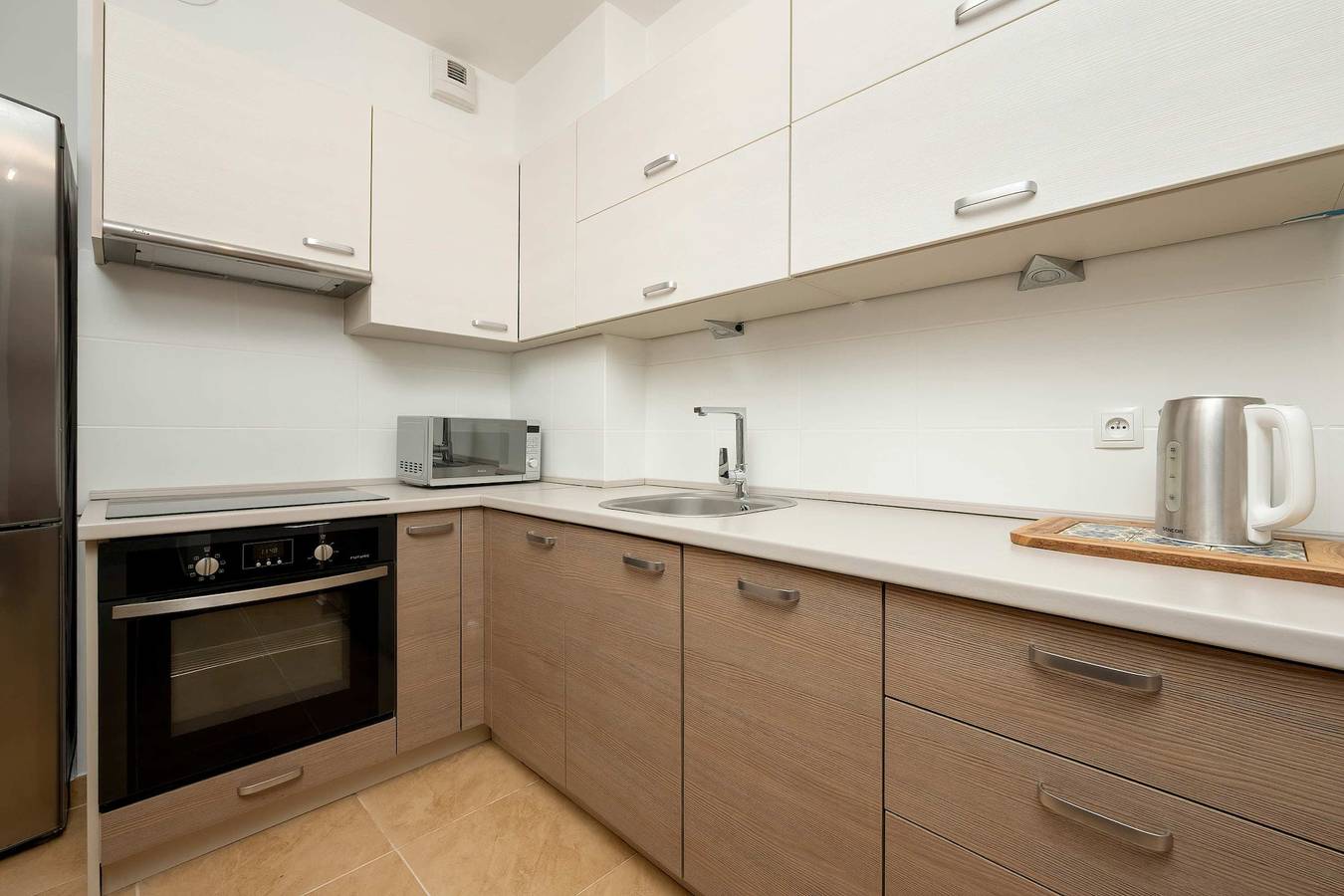 Ganze Wohnung, Ferienwohnung für 4 Personen mit Garten in Breslau, Niederschlesien