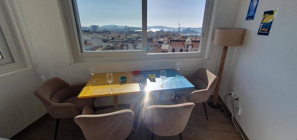 Gîte pour 4 personnes, avec vue dans Gare De Toulon - 4