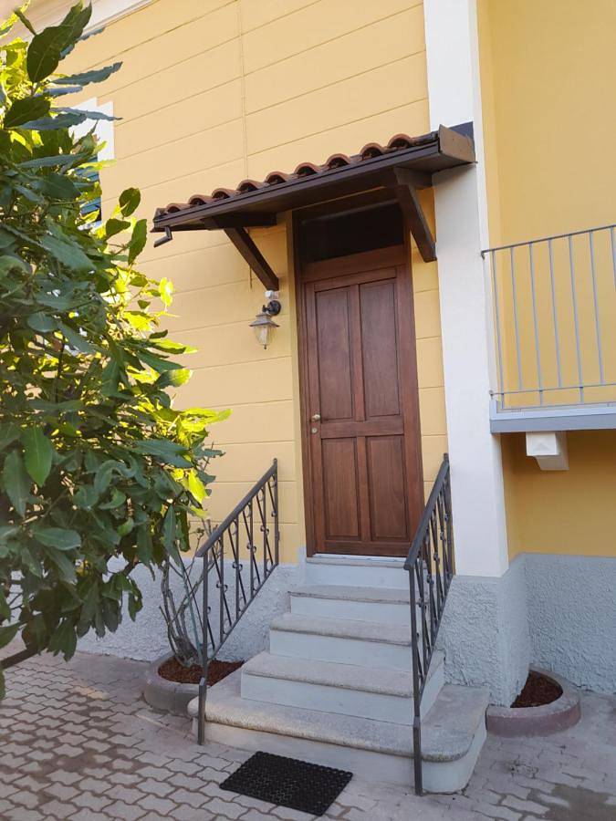 Location de vacances pour 8 personnes, avec jardin ainsi que terrasse et vue à Coni - 4