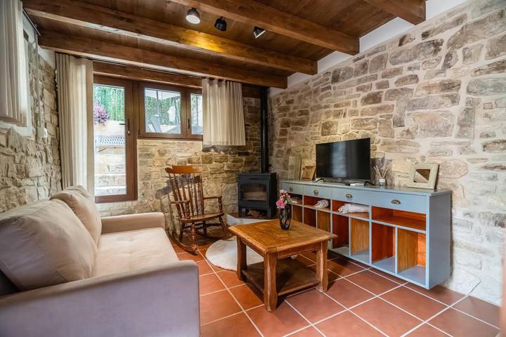 Casa rural para 5 personas, con terraza, Se admiten mascotas en Segarra - 2