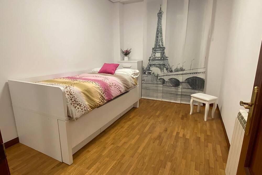 Apartamento entero, \"Encanto en La Rioja: Moderno Apto en Fuenmayor\" in Fuenmayor, Provincia de La Rioja