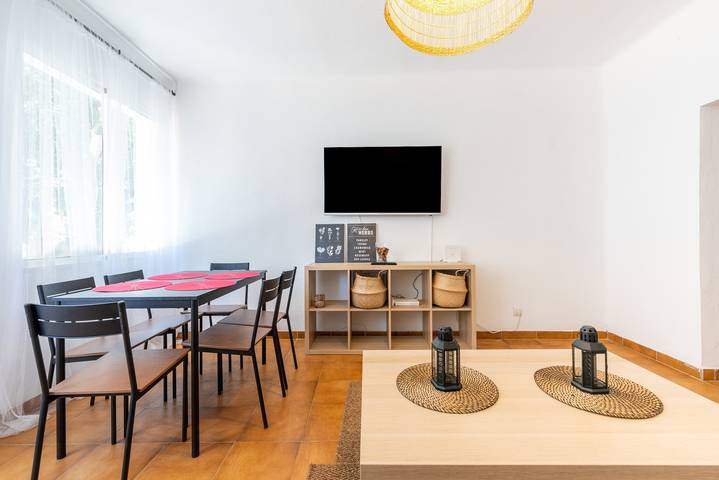Apartamento entero, Apartamento Residencial Limonar con A/C y Wi-Fi in Málaga (Este), Málaga