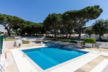 Ferienhaus für 8 Personen, mit Garten und Terrasse sowie Kinderpool in Portugal