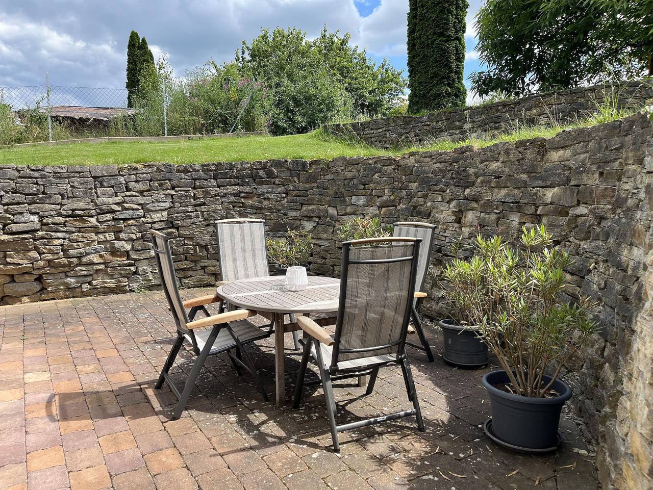 Ganze Ferienwohnung, Ferienwohnung am Clusberg - Appartement/Fewo, Dusche, Wc, 1 Schlafraum in Einbeck, Niedersachsen