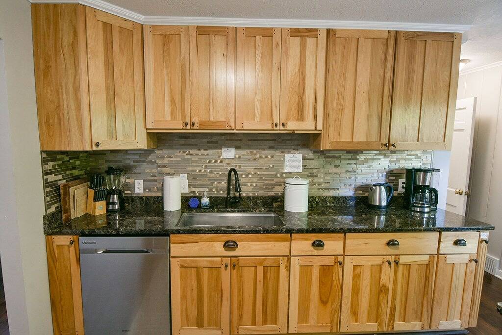 Lovely spacious 6 Br home in St. Croix River valley in Taylors Falls, Chisago County