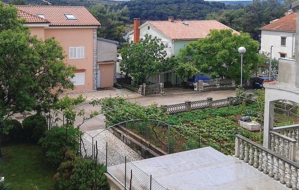 Ganze Wohnung, 2-Zimmer-Ferienwohnung mit Terrasse Cres A-16178-a in Cres Stadt, Cres