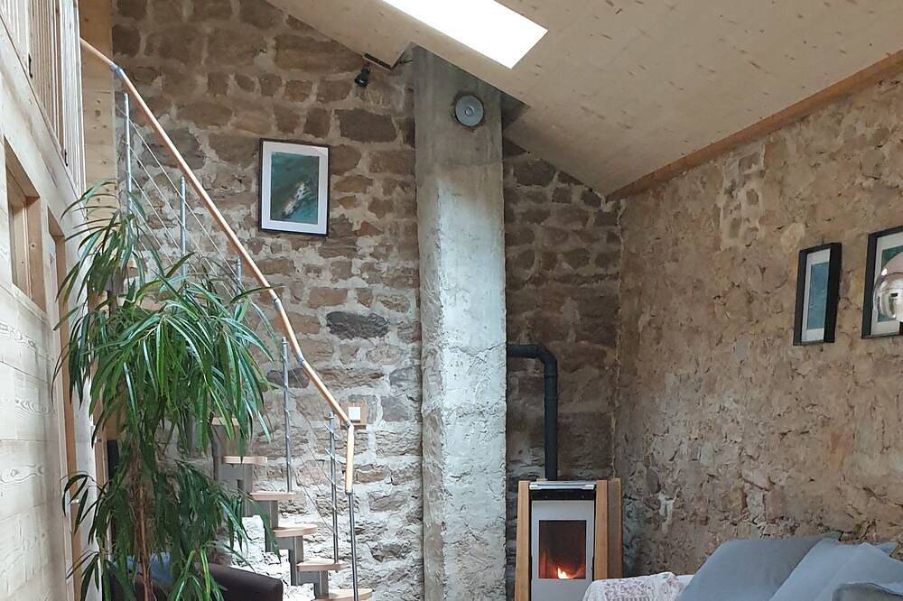 Un havre de paix à Rochepaule, au cœur de l’Ardèche verte in Rochepaule, Région de Tournon-sur-Rhône