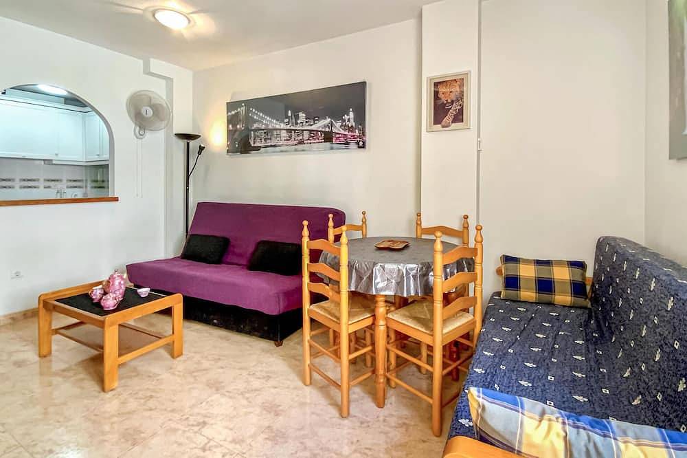 Entire apartment, Pet friendly apartment in Torrevieja in Torrevieja Centre, Torrevieja