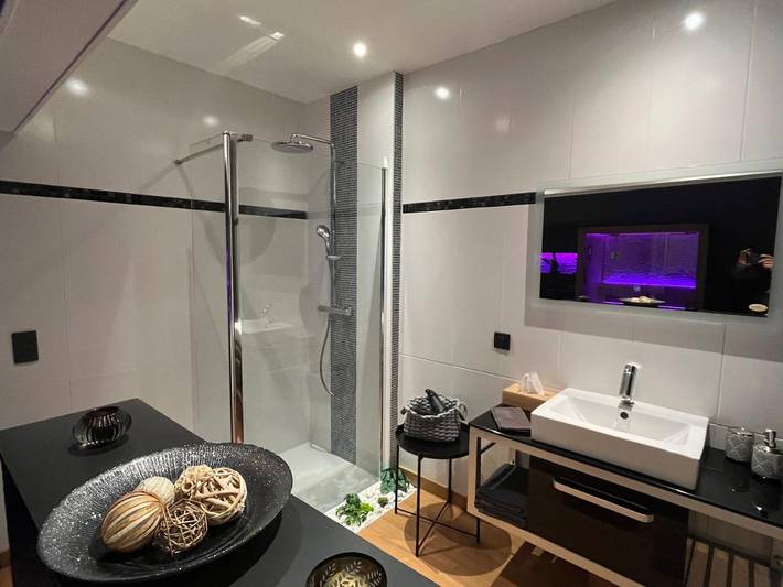 Location de vacances pour 2 personnes, avec jacuzzi et sauna à Herstal - 4