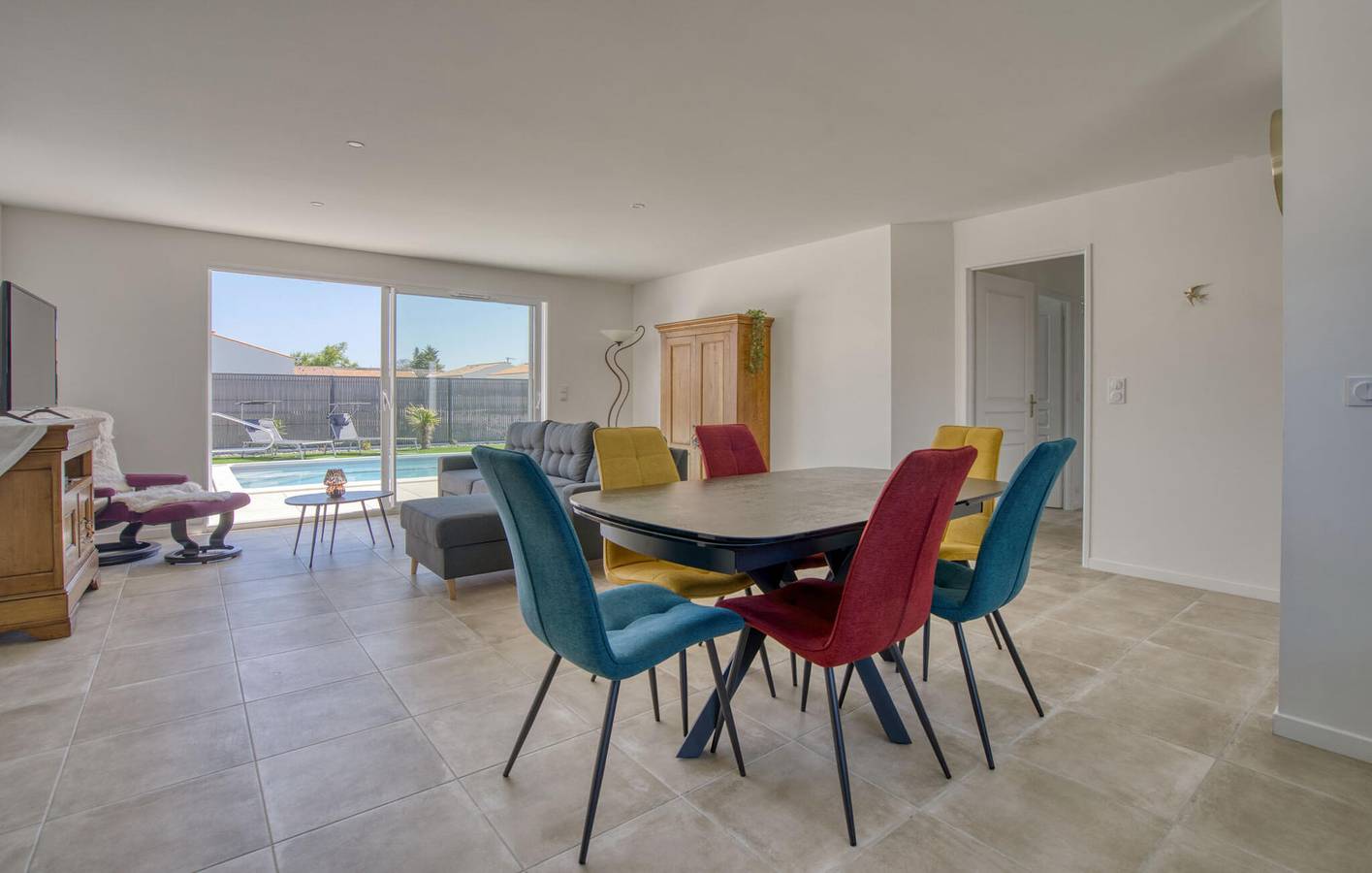 Charmant appartement avec piscine, jardin et parking - proche de Semussac in Semussac, Région de Saintes