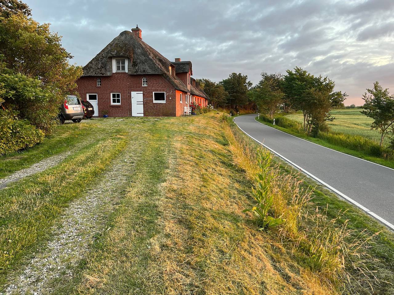 Ganze Wohnung, Apartment „Fewo Weitblick“ mit Seeblick, Gemeinschaftsgarten und Wlan in Pellworm, Nordseeküste