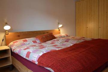 Chalet voor 3 Personen in Gstaad, Saanen, Afbeelding 1