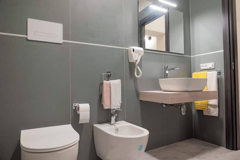 Nuovo appartamento per visitare parco archeologico (80 m), mare (600 m), oasi in Provincie Trapani