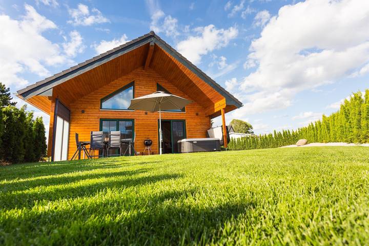 Ferienhaus für 5 Personen, mit Terrasse und Whirlpool sowie Garten in Franken