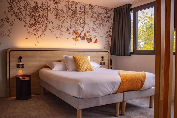 Hôtel pour 2 personnes, avec jardin ainsi que sauna et jacuzzi à Liffré