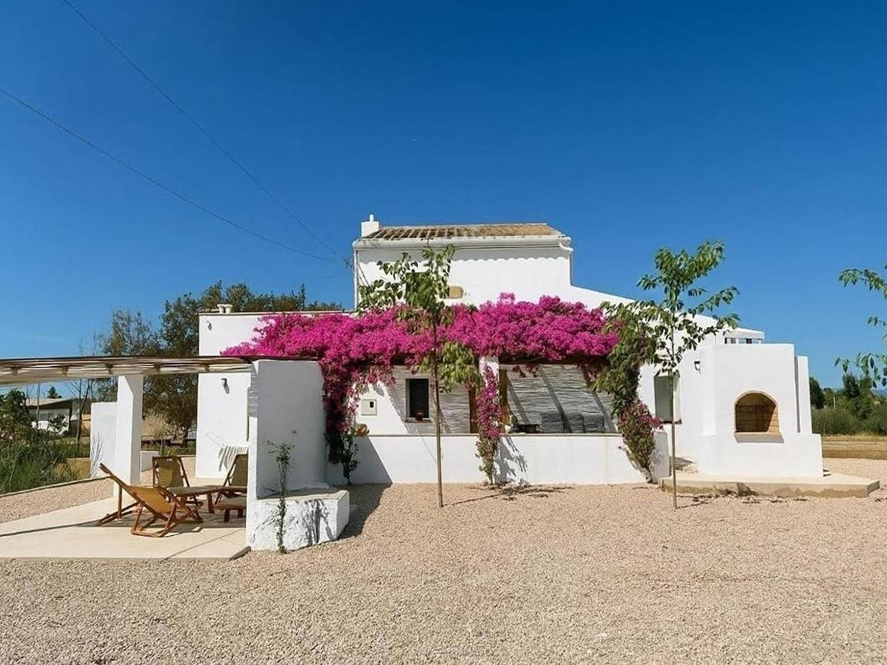 Masía centenaria Mas Midó en Deltebre in San Jaime de Enveija, Delta del Ebro