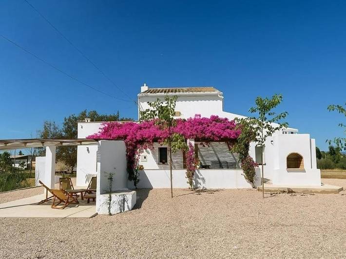 Casa rural para 8 personas, con terraza en San Jaime de Enveija