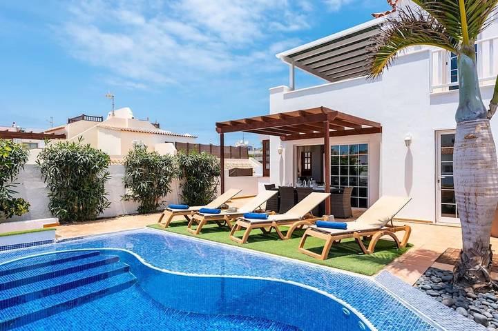 Villa pour 6 personnes, avec jardin et balcon - 1