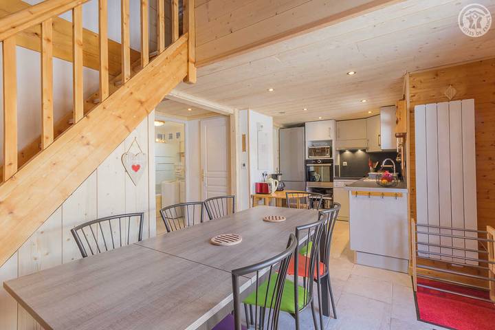 Gîte pour 8 personnes, avec sauna et piscine en Savoie - 2