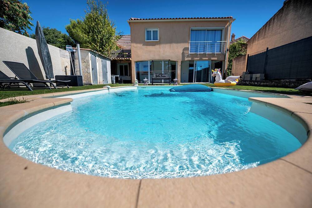 Villa celesto piscine et jaccuzzi privés sur marseille in Marseille, Région de Marseille
