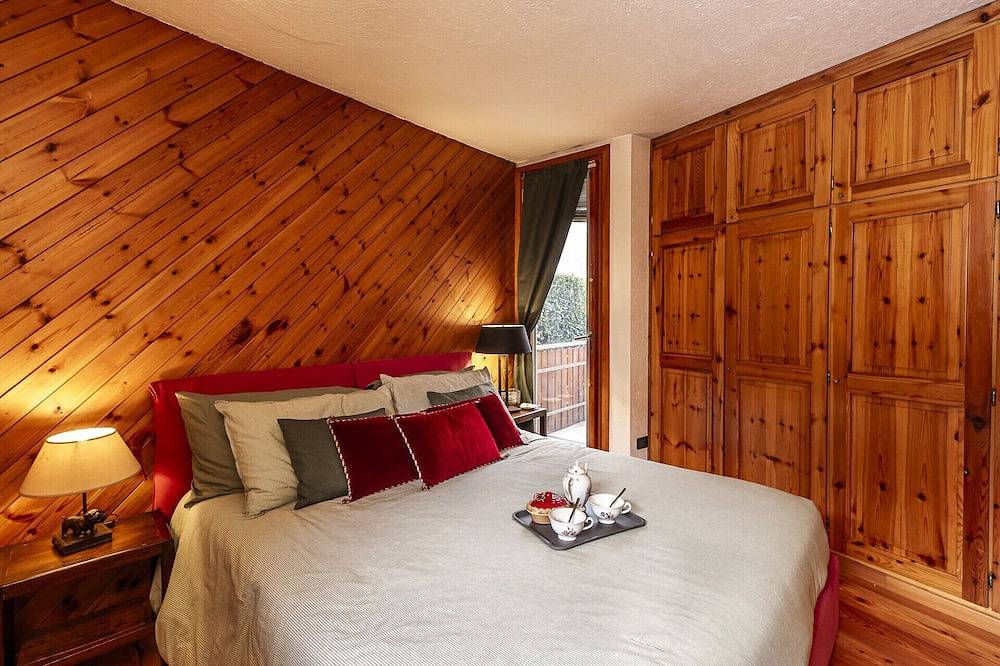 Appartamento intero, Maison Simone- Wifi -Parking & Mountain View in Courmayeur, Alpi Pennine
