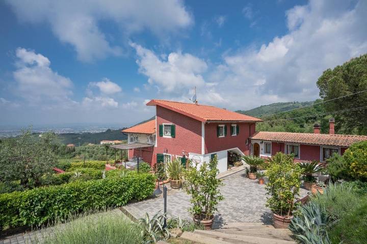 B&b voor 2 personen, with Terras and Tuin as well as Zwembad and Uitzicht in Monsummano Terme
