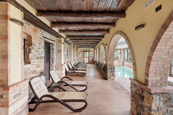 Ferienhaus für 13 Personen, mit Sauna und Kinderpool sowie Whirlpool und Garten, mit Haustier in Cilento - 4