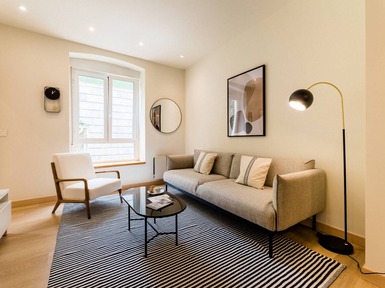 Entire apartment, Modern Apartment Near La Concha, Wifi in Playa de la Concha, San Sebastian
