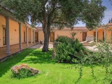 Ferienwohnung für 2 Personen, mit Garten und Pool auf Sardinien
