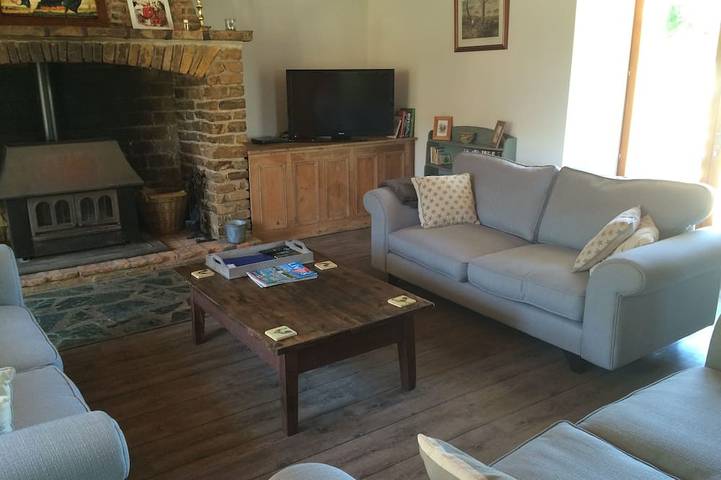 Location de vacances pour 9 personnes, avec jacuzzi et jardin à Saint-Paul-la-Roche - 3