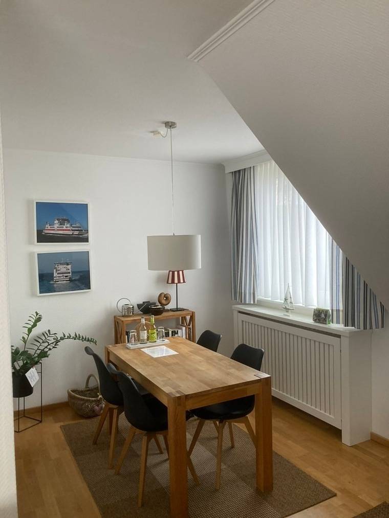 Ganze Ferienwohnung, Flurstrasse - Og rechts in Wyk auf Föhr (Stadt), Wyk auf Föhr