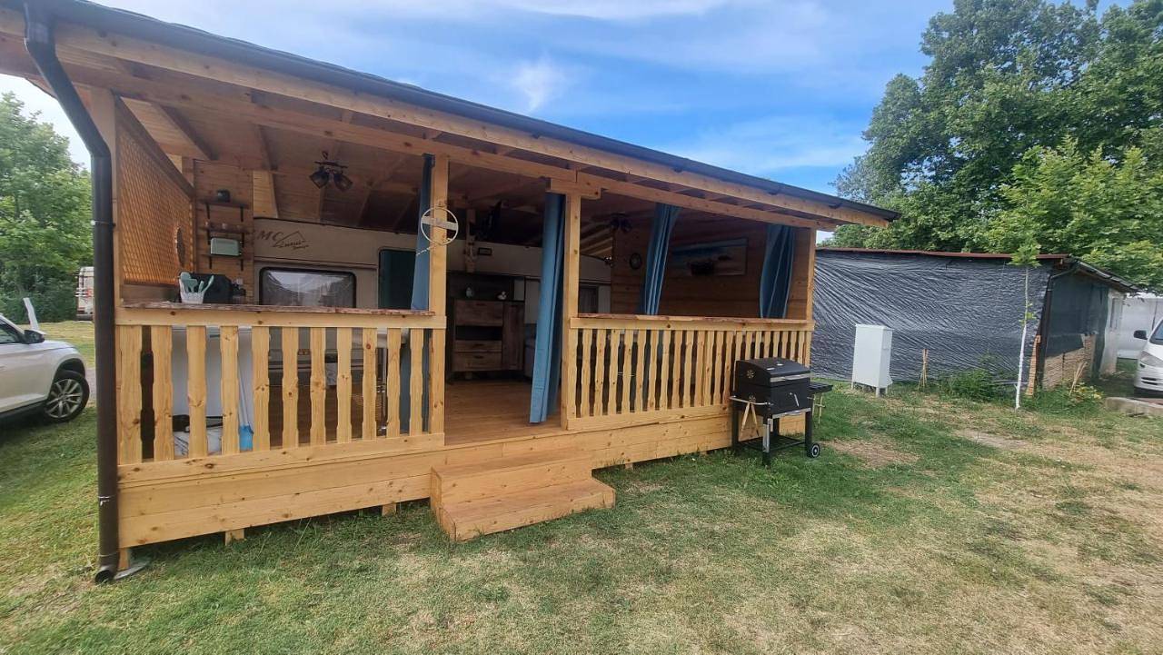 Caravan in Zlatna Ribka, Chernomorets