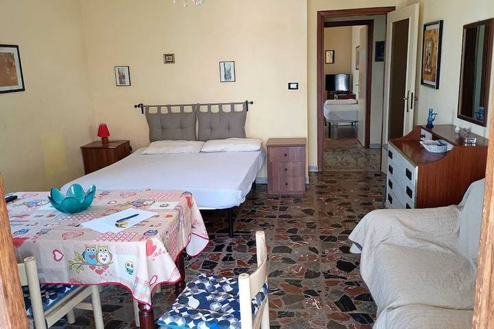 Ganze Wohnung, Vacation home on the beach. in Gizzeria, Catanzaro Provinz