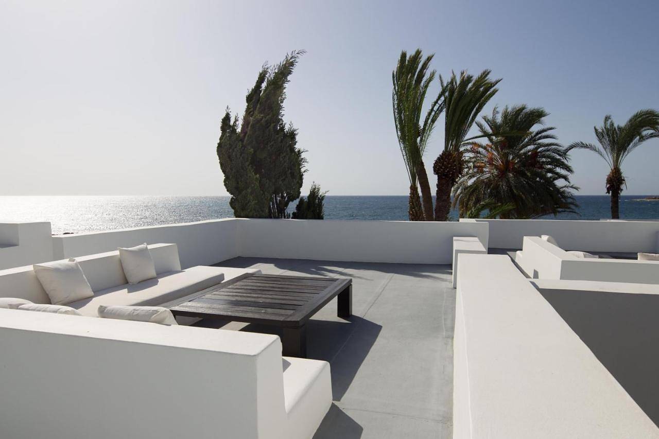 Almyra in Alykes Strand, Paphos