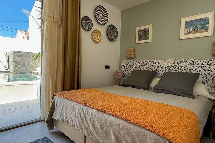 Maison sur la plage ! Nobevip Punta Prima Beach House piscine privée parking privé in Punta Prima, Sant Lluís
