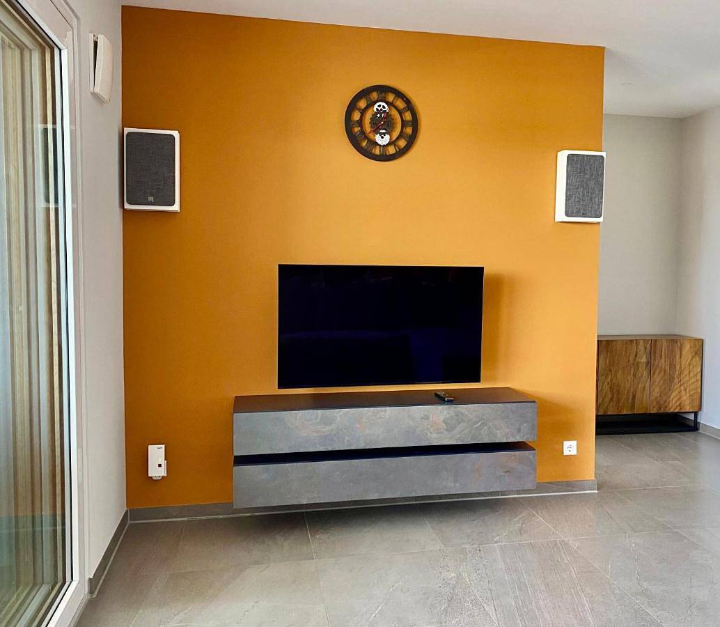 Ganze Wohnung, Penthouse Apartment mit Alpenblick in Friedrichshafen, Region Bodensee-Oberschwaben
