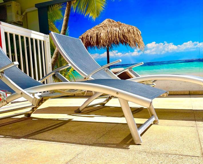 Location de vacances pour 2 personnes, avec piscine ainsi que vue et jardin à Remire-Montjoly - 4