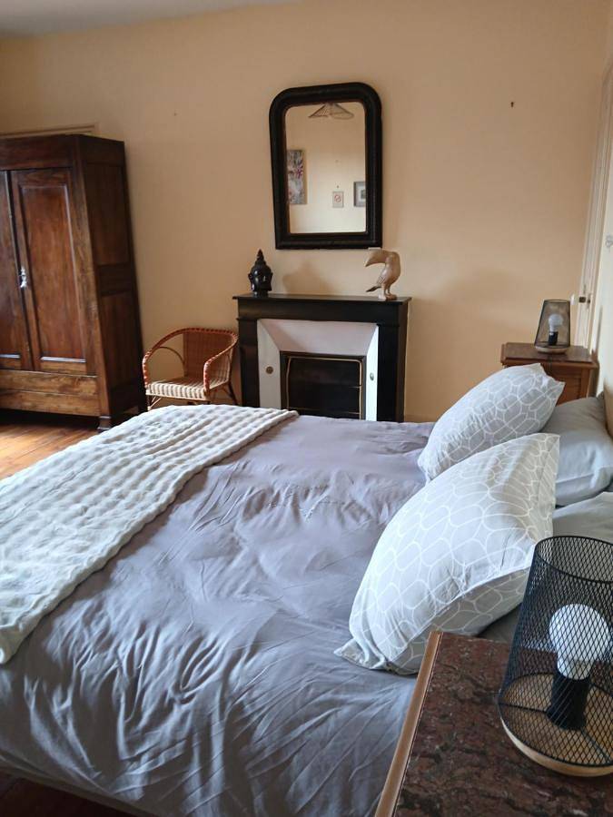 Location de vacances pour 2 personnes, avec jardin à Saint-Germain-Lembron - 3