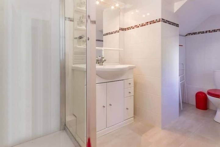 Gîte pour 4 personnes, avec jardin, animaux acceptés dans Lerat - 4