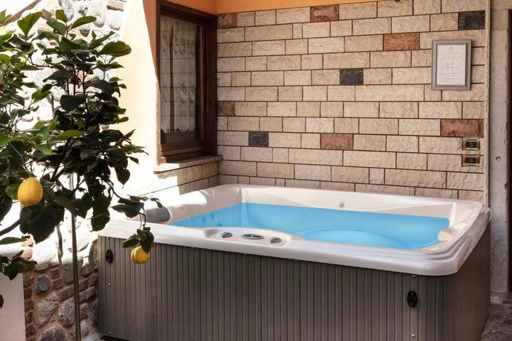 Ferienhaus für 5 Personen, mit Whirlpool und Terrasse, mit Haustier am Gardasee - 4