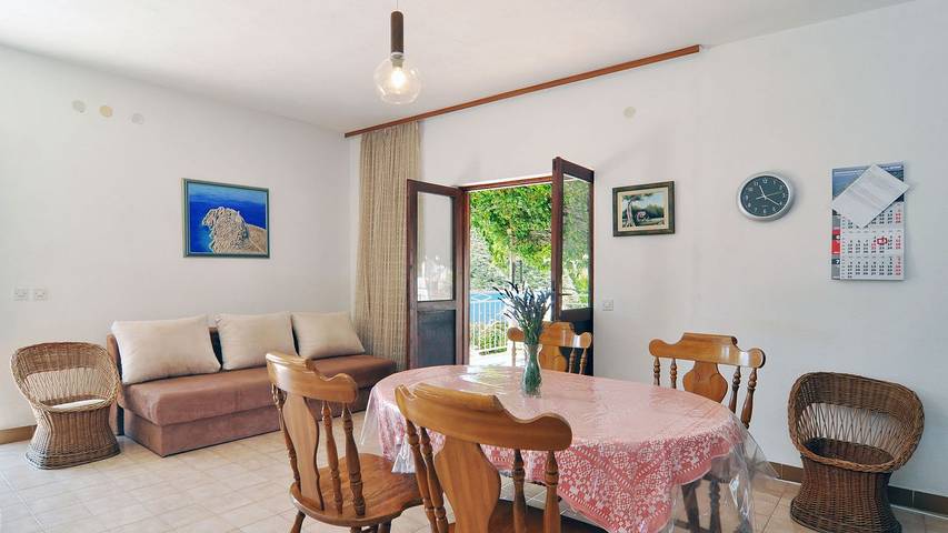 Gîte pour 5 personnes, avec terrasse à Rogoznica - 3