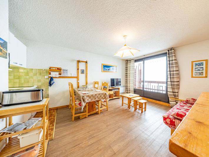 Gîte pour 4 personnes, avec balcon à Montgellafrey - 2