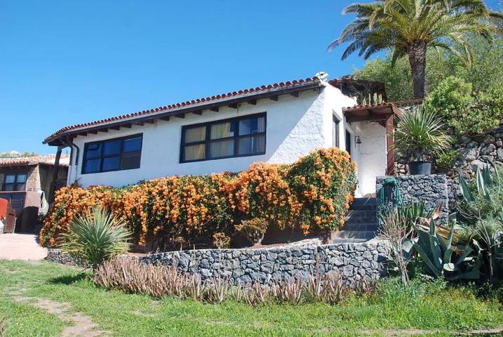 Casa de vacaciones para 4 personas, con jardín y vistas en La Gomera